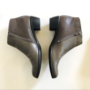 Genuine Leather Grey Brown ECCO Ankle Boots